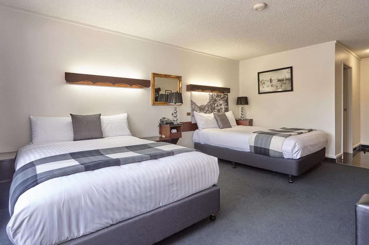 Executive Queen Room - Non-Smoking
