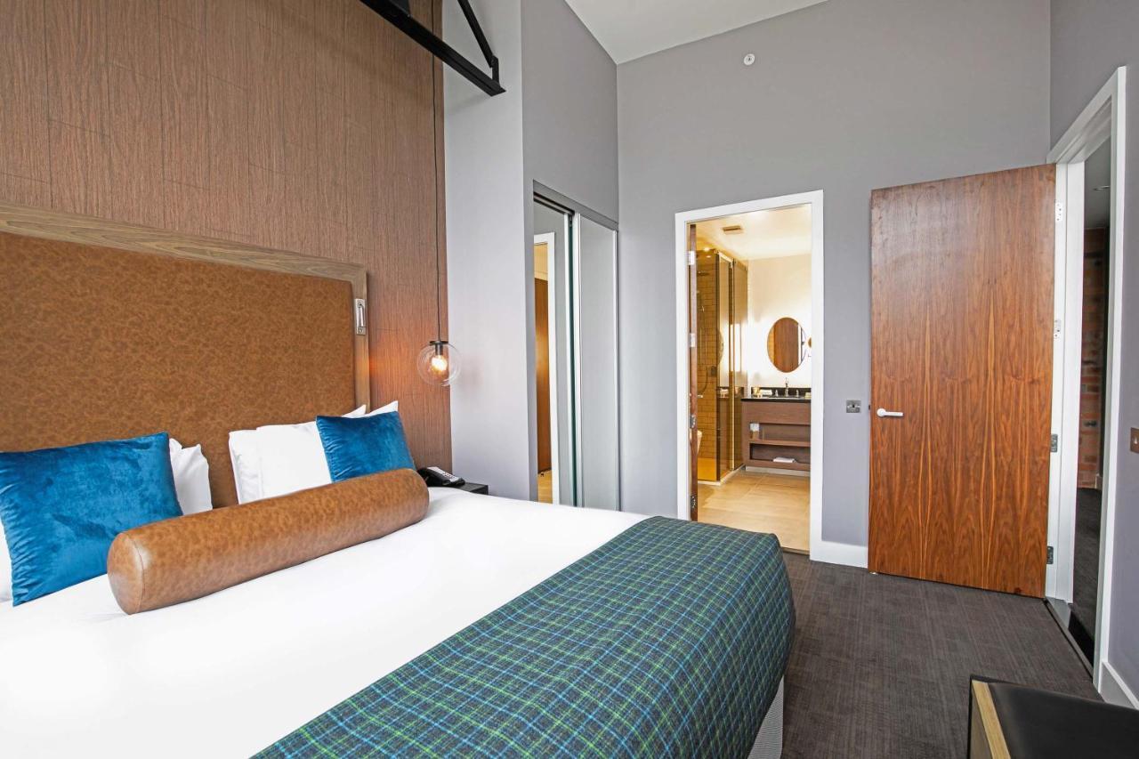 Executive Suite 1 Bedroom 1 King Sofa Bed Kitchen Kitchen,724565611:JPEG