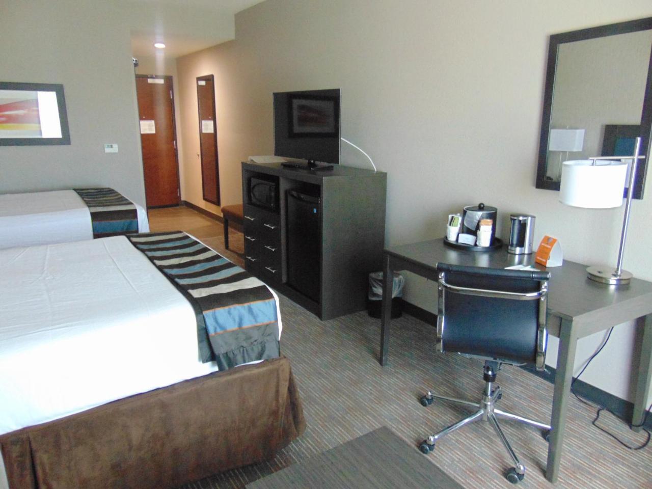 Studio Suite with Two Queen Beds - Non-Smoking