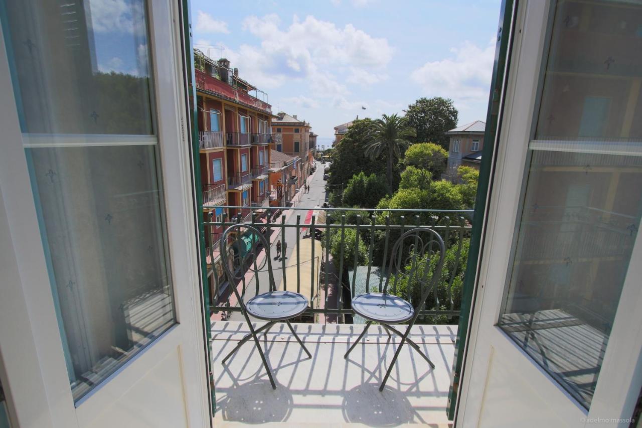 Camera Superior Matrimoniale/Doppia con Letti Singoli con Balcone