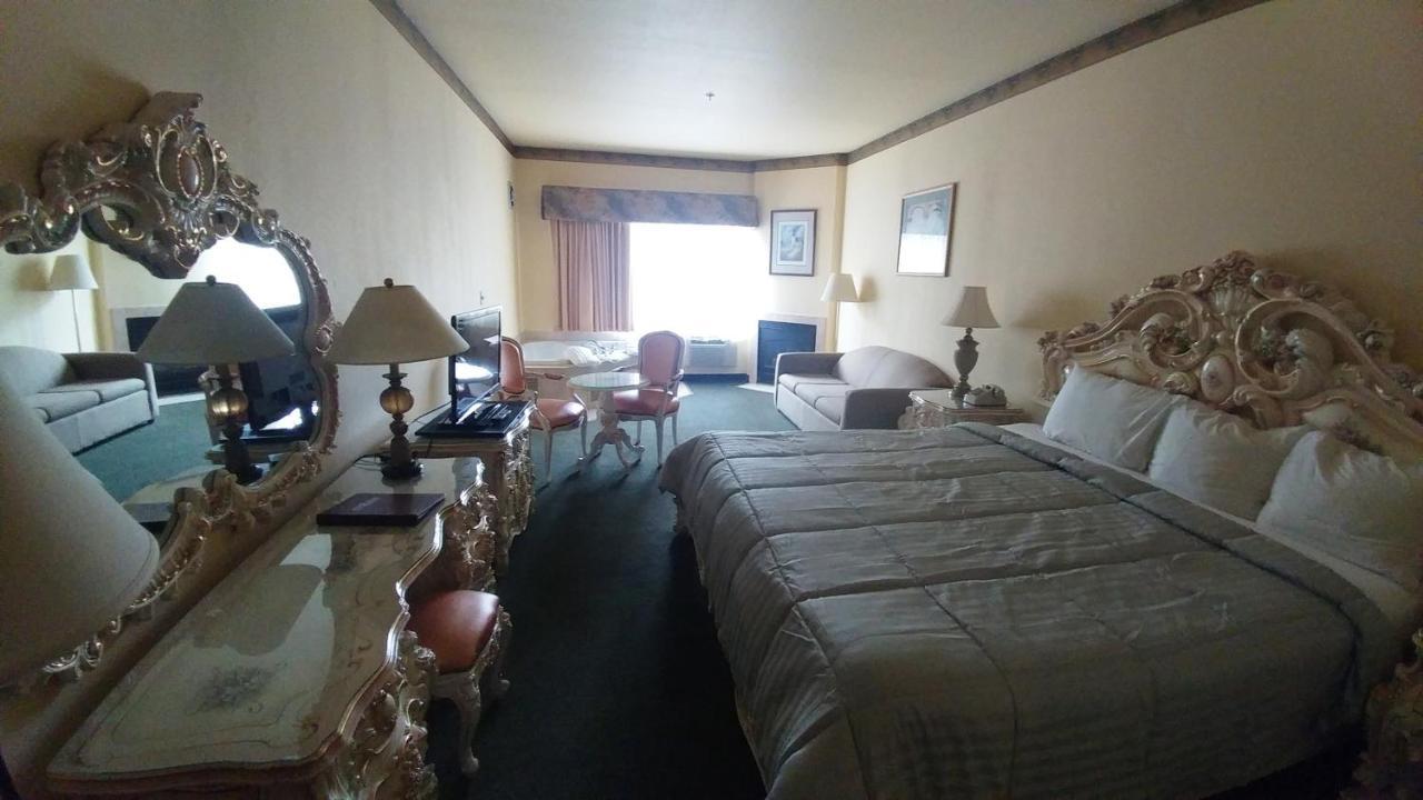 King Room with Spa Bath
