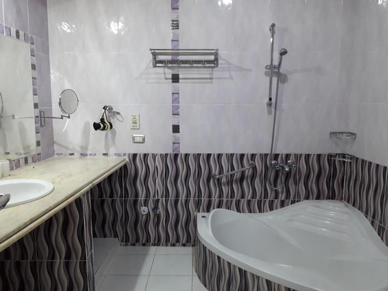 Quarto Familiar com Casa de Banho Privativa