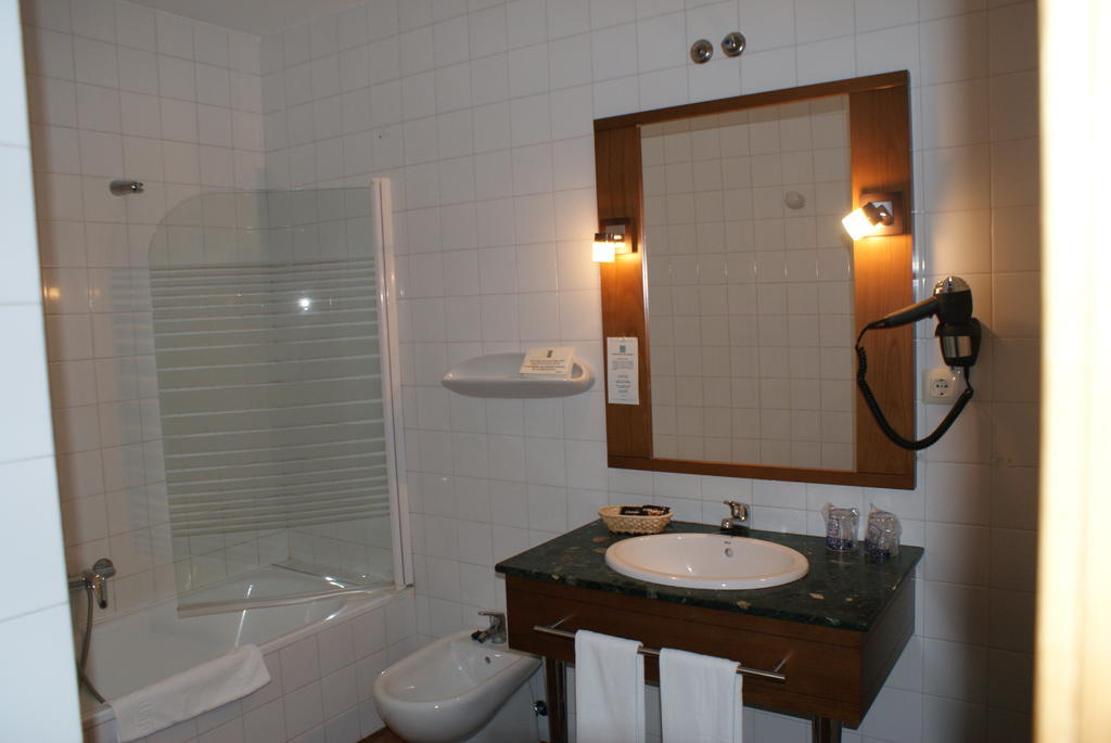 Twin Room,73676801:JPEG