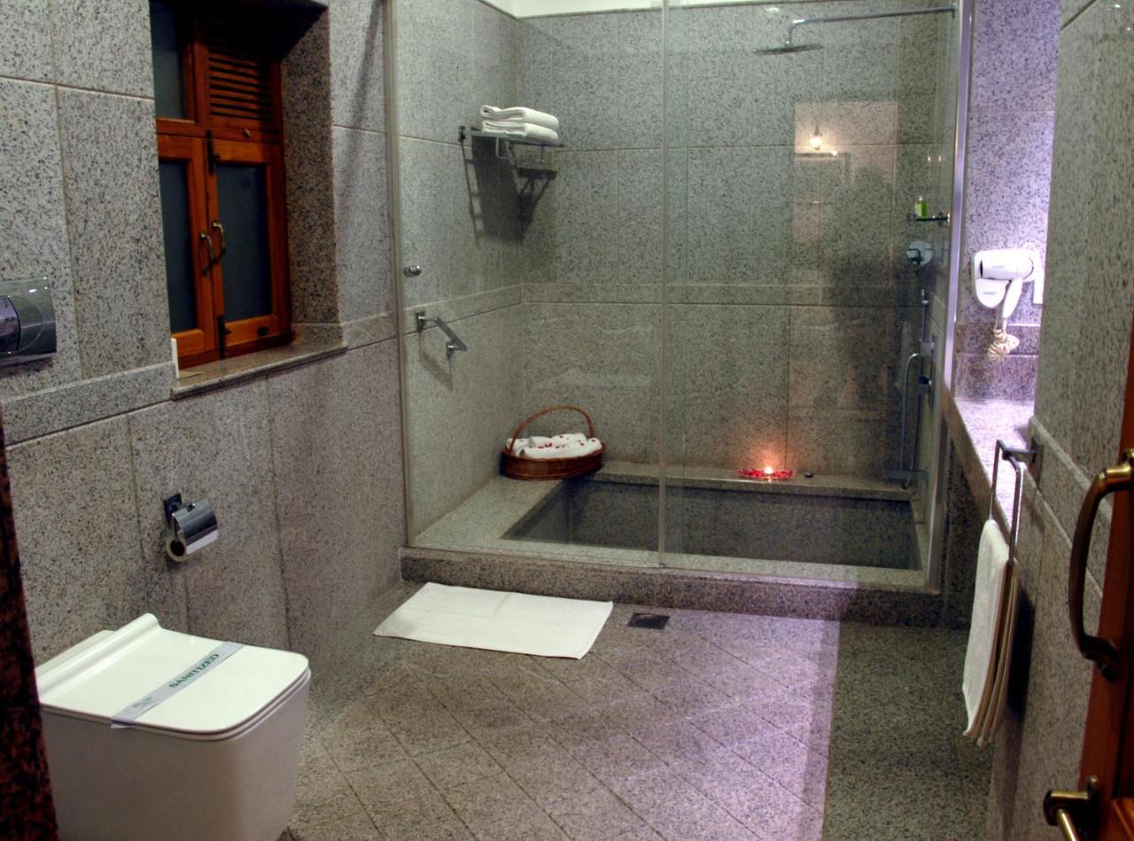 Chambre Supérieure - Côté Piscine