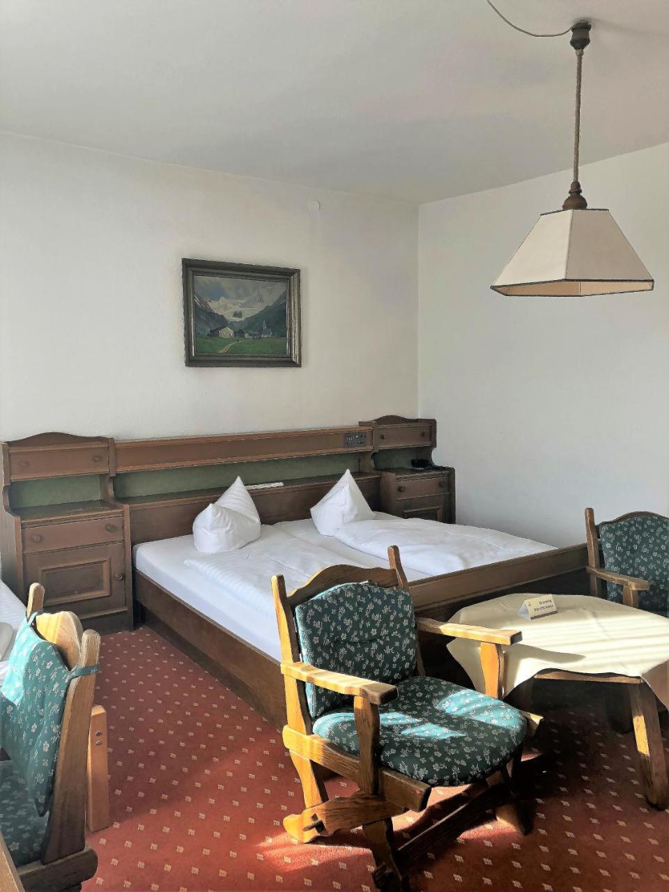 Grand Standard Zimmer