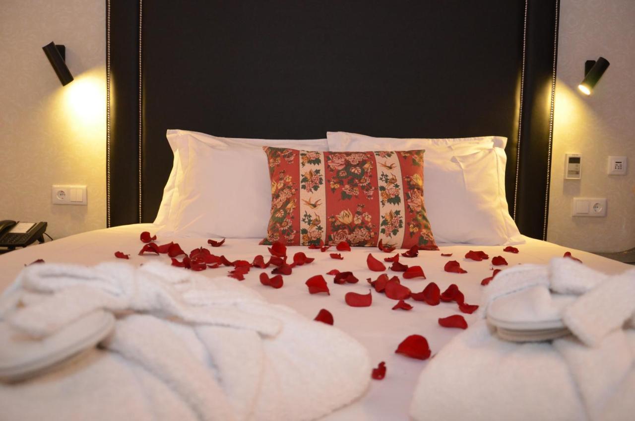 Quarto Duplo Superior com Banheira de Hidromassagem