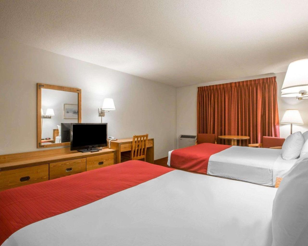Queen Room with Two Queen Beds - Disability Access/Non-Smoking
