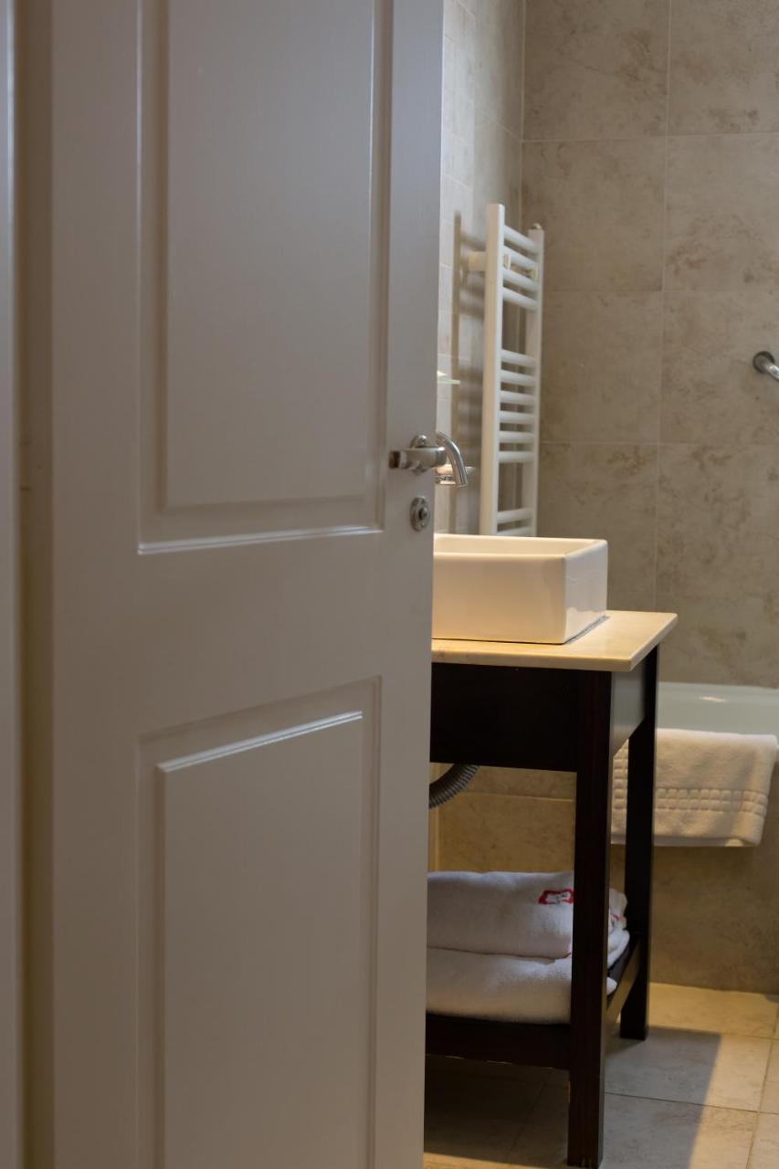Quarto Standard com Cama de Casal ou 2 de Solteiro