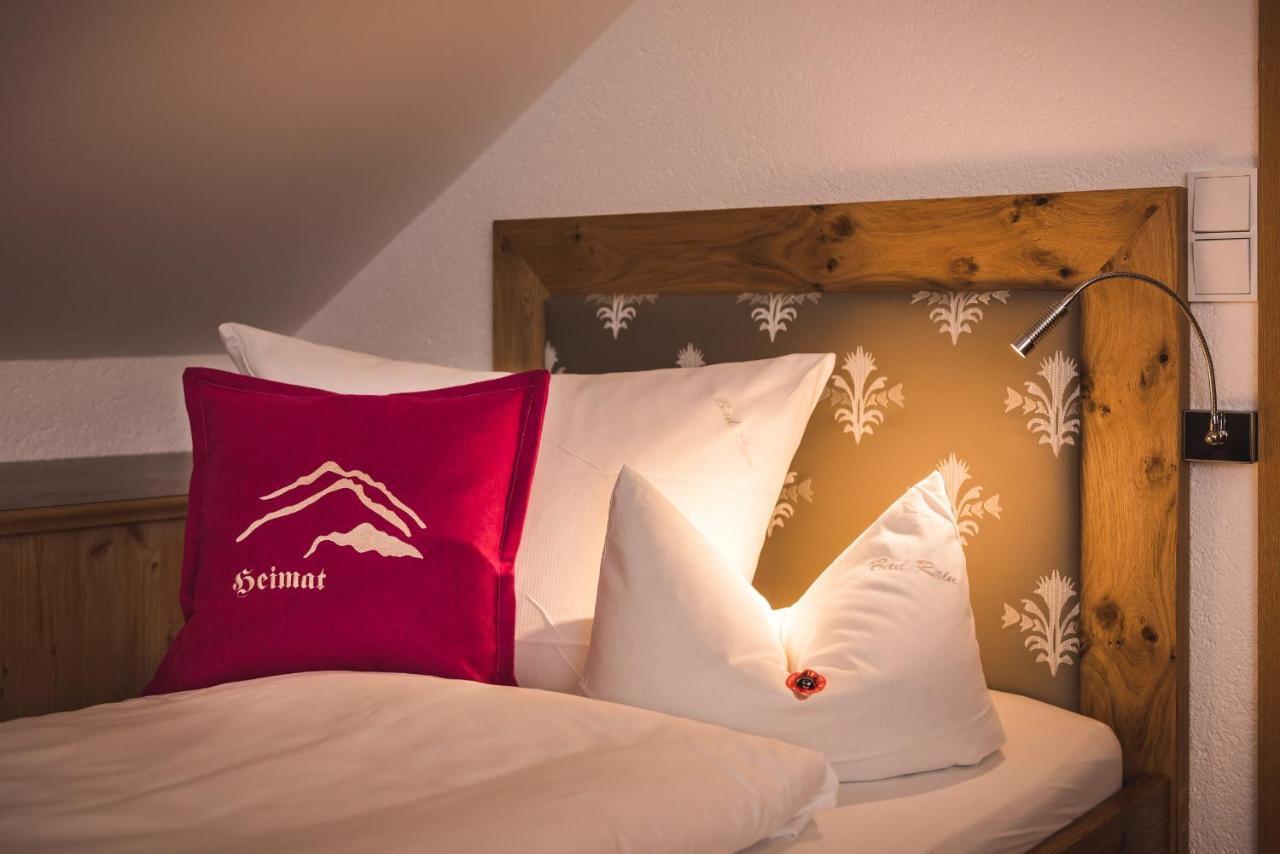 Superior Einzelzimmer mit Balkon und Bergblick