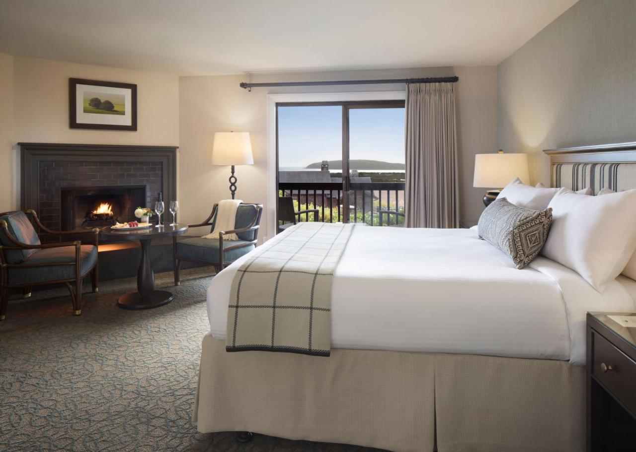 Pacific Coast Lower Room