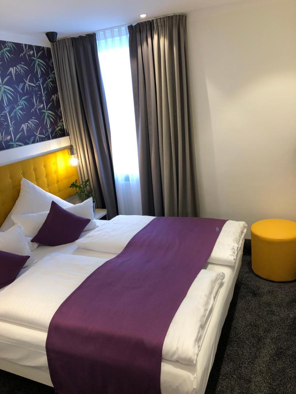 Studio mit Queensize-Bett