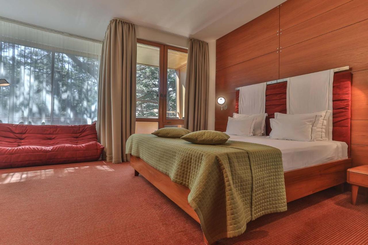 Standard Double Room with Spa Access - Building Luxury
