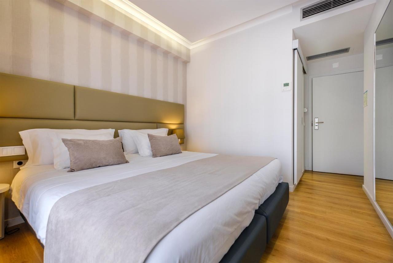 Quarto Duplo