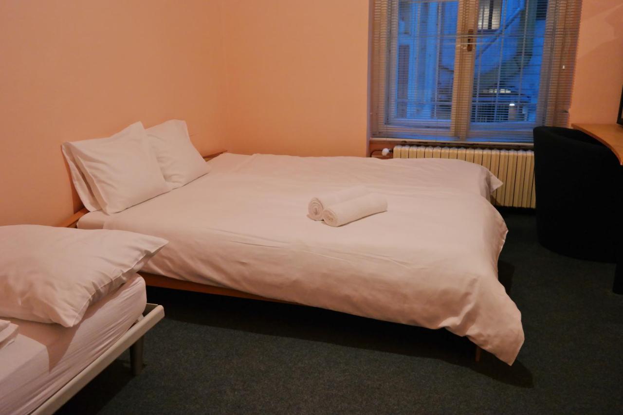 Quarto Triplo Económico