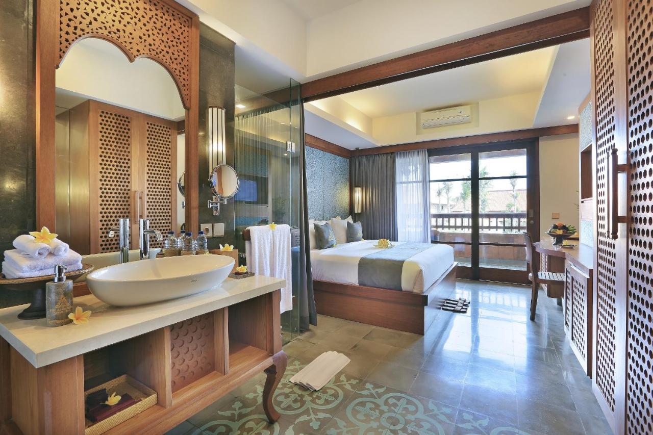 Chambre Double ou Lits Jumeaux Deluxe - Vue sur Piscine