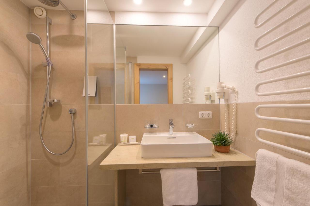Suite met 2 Slaapkamers (5 Volwassenen) en Balkon