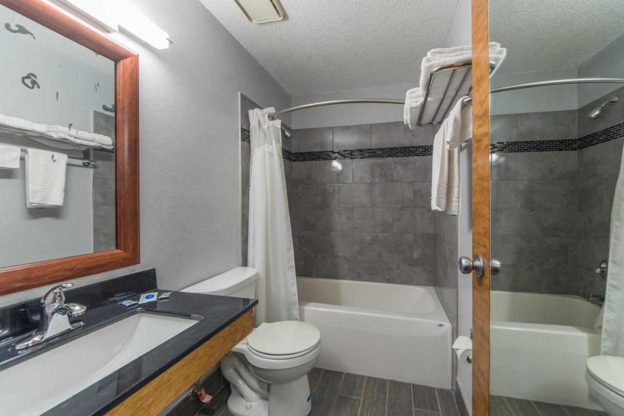 Junior Suite with Hot Tub