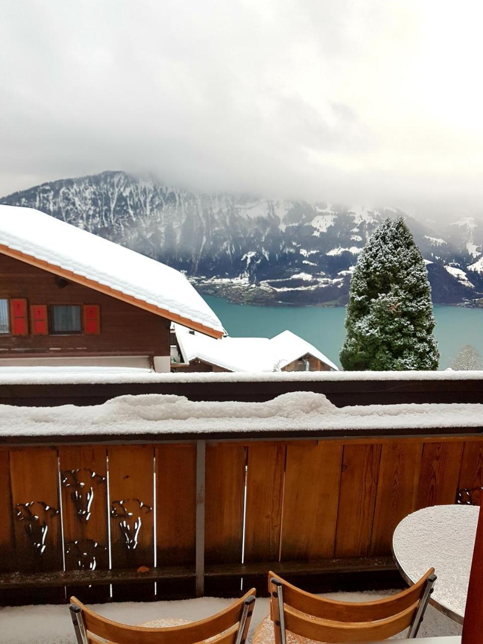 Apartment mit Balkon