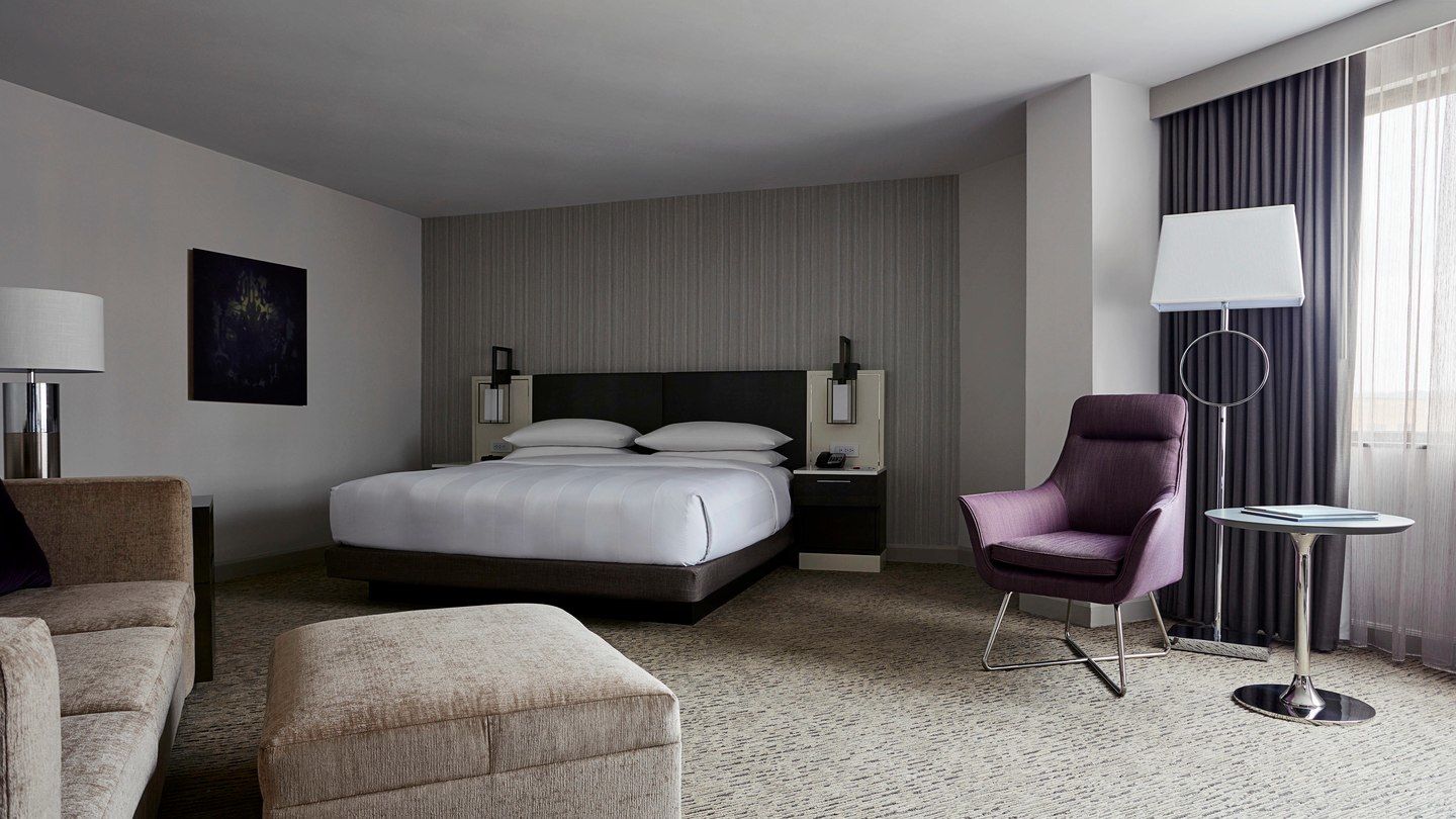 Premier King Room
