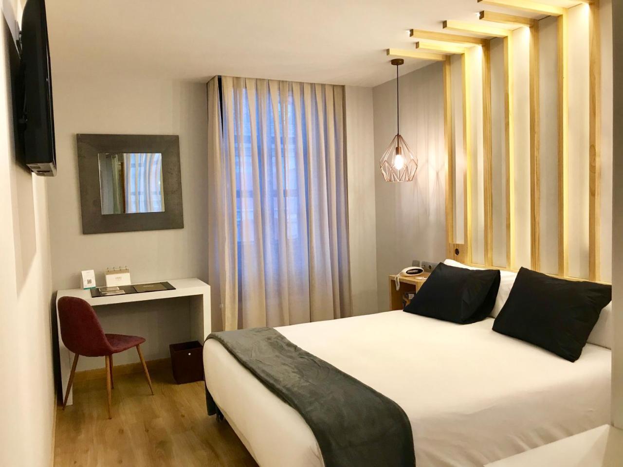 Dos habitaciones adyacentes