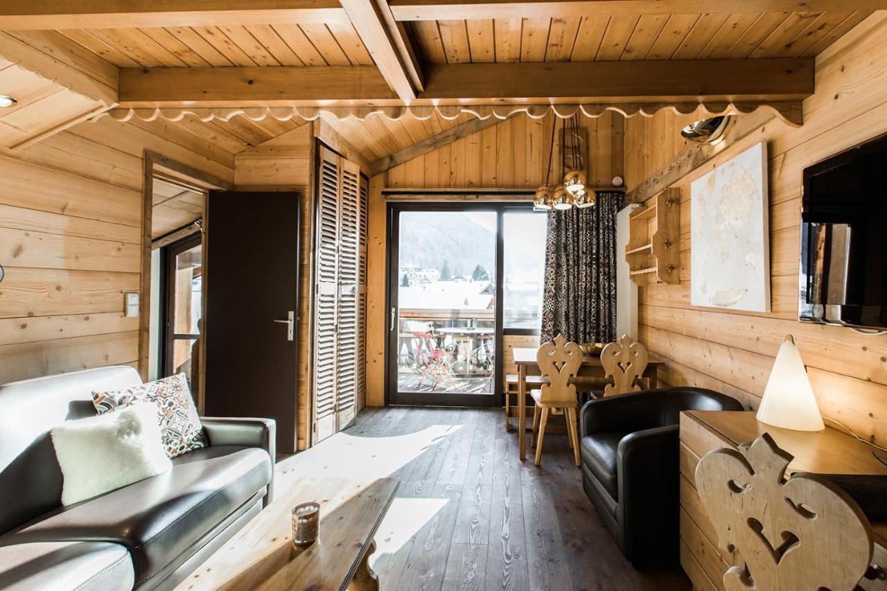 Suite avec Chambre Indépendante (2 Adultes + 2 Enfants)