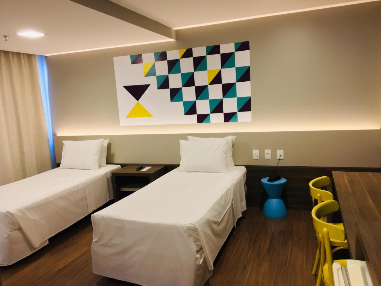 Quarto Standard com 2 Camas de Solteiro