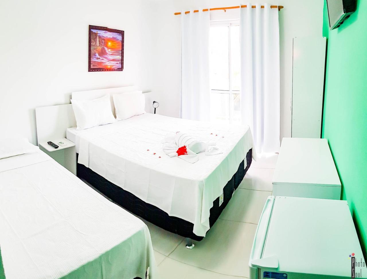 Quarto Triplo com Varanda