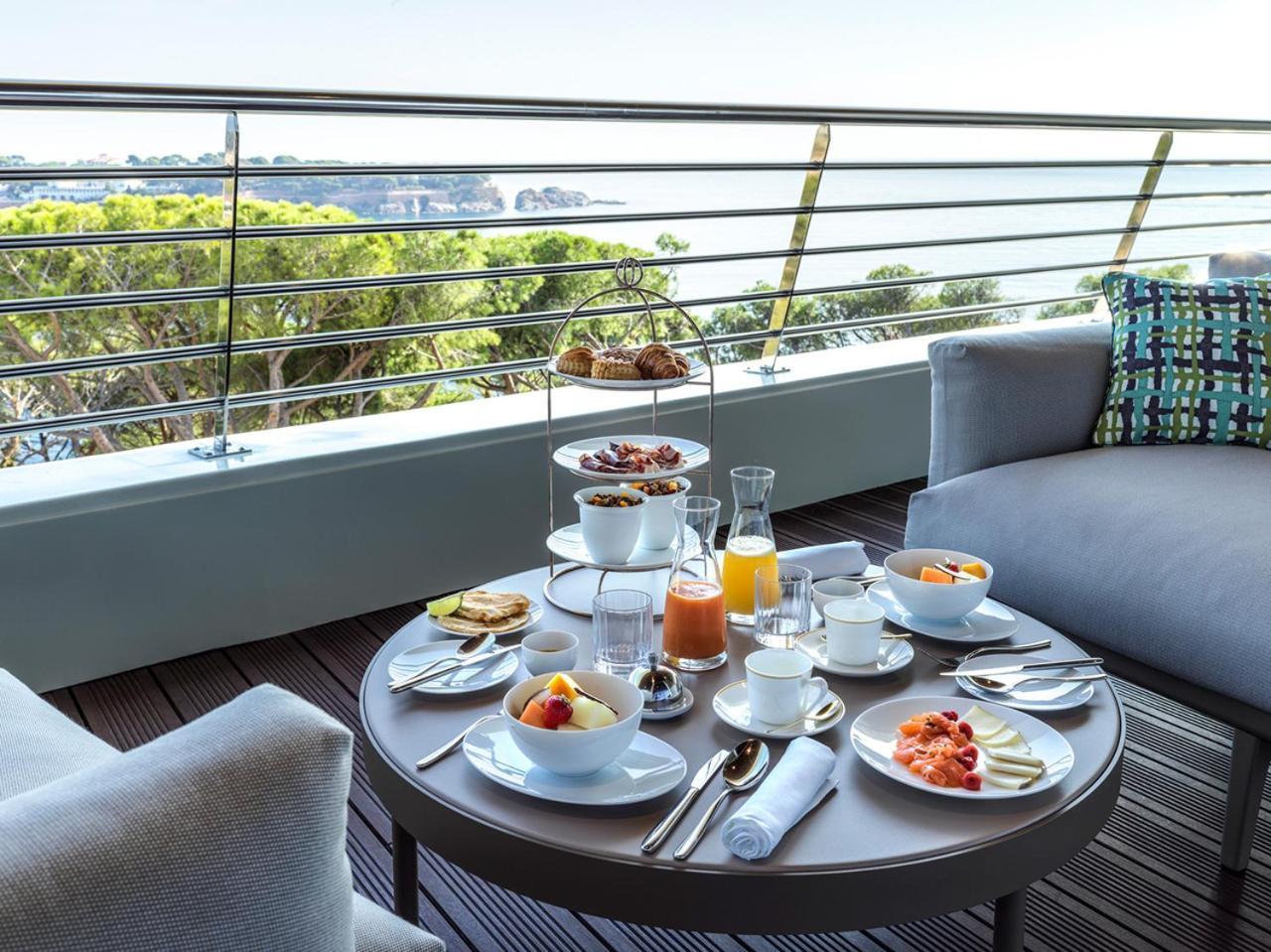 Suite Premium con vistas al mar y acceso al spa
