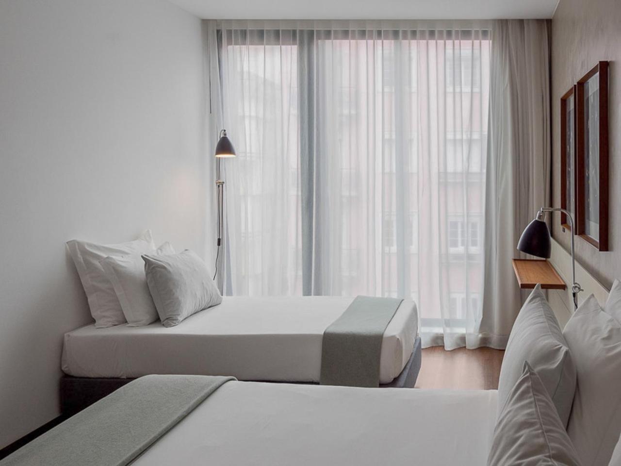 Superior Deluxe Double or Twin Room with Extra Bed,1437139234:JPEG