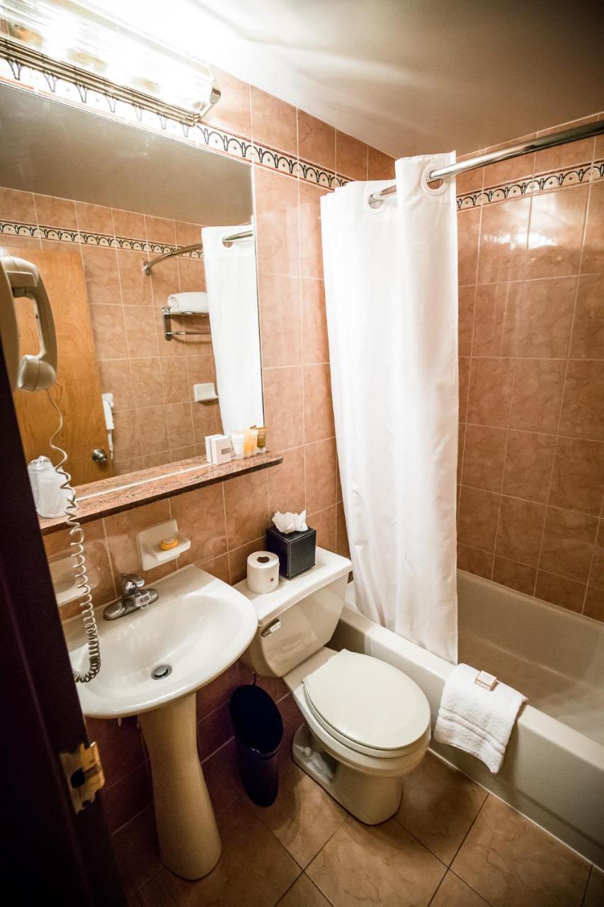 Standard King Room