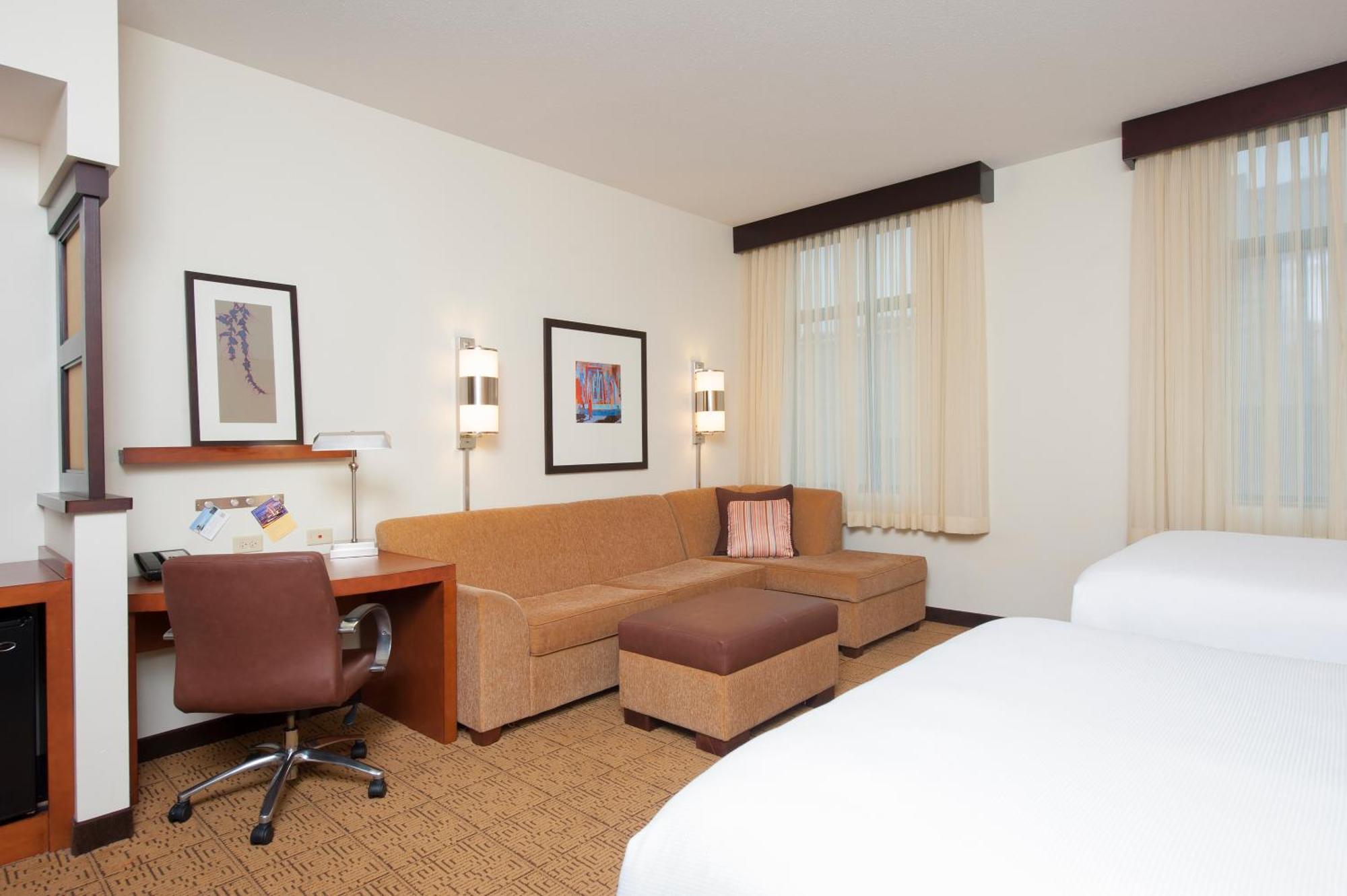 Queen Room Two Queen Beds Sofa Bed Accessible Tub,1186279462:JPEG