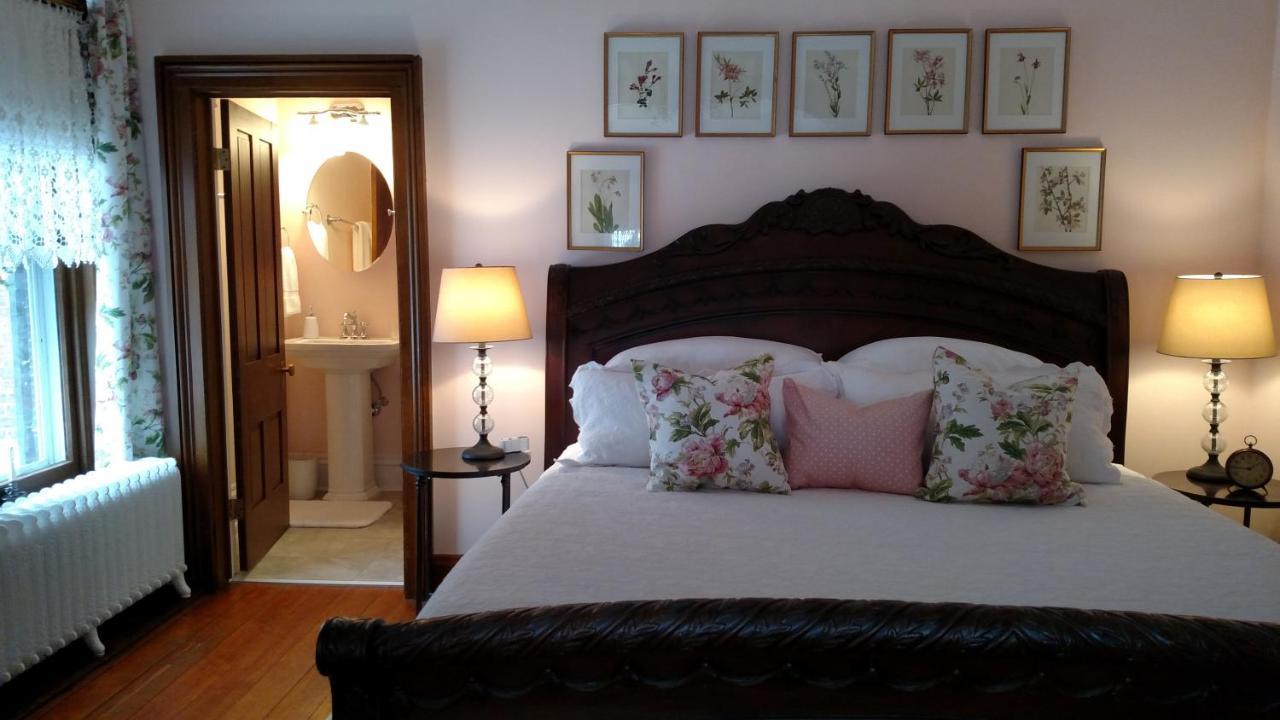 Superior King Suite