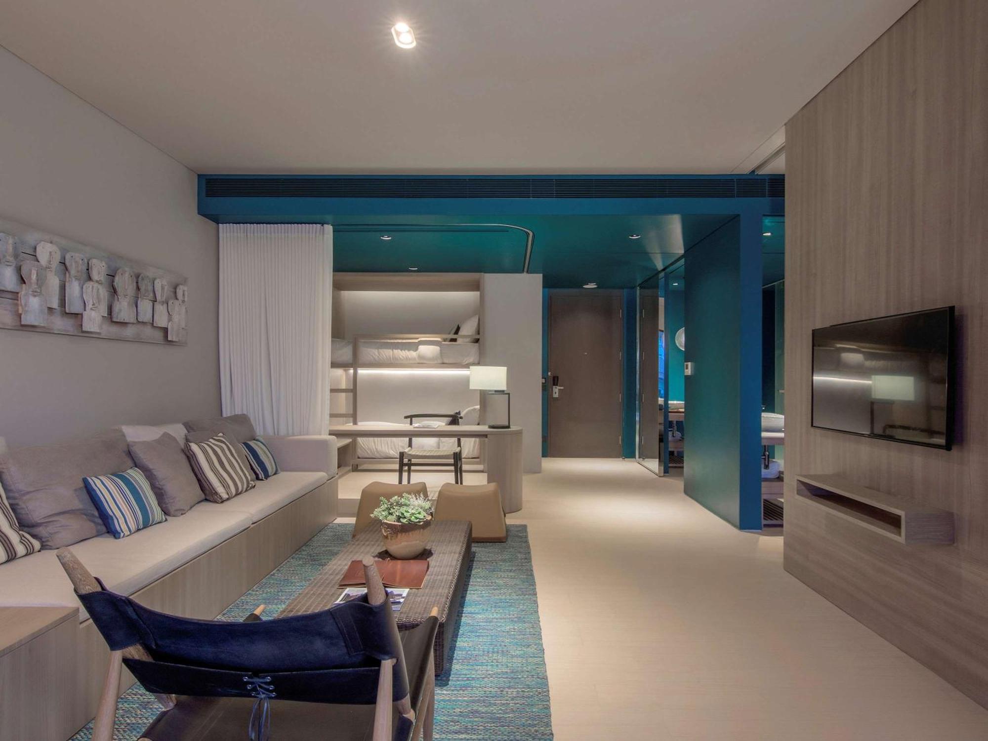 Pool Suite,1717112724:JPEG