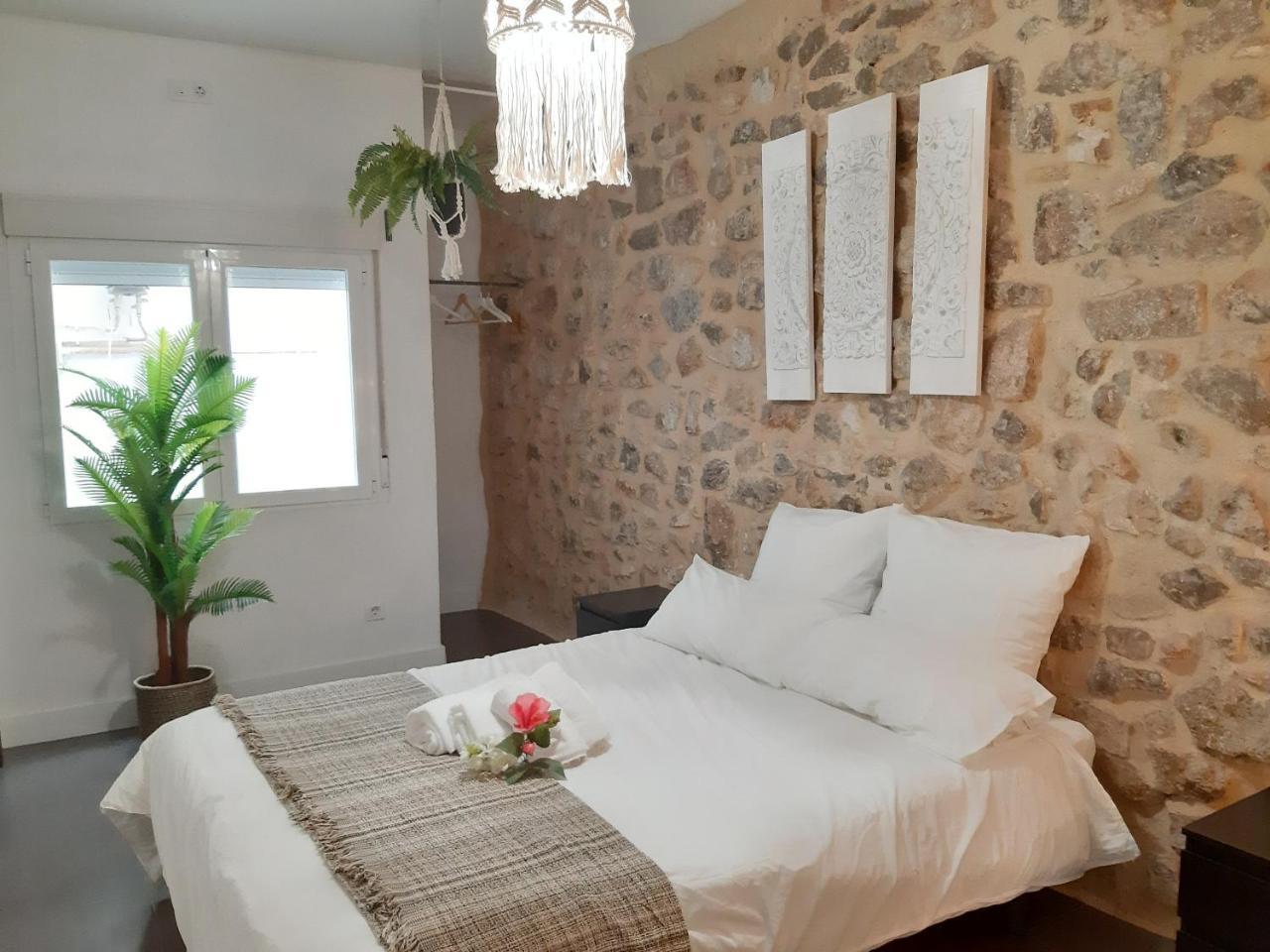 Budget Double Room,774902911:JPEG