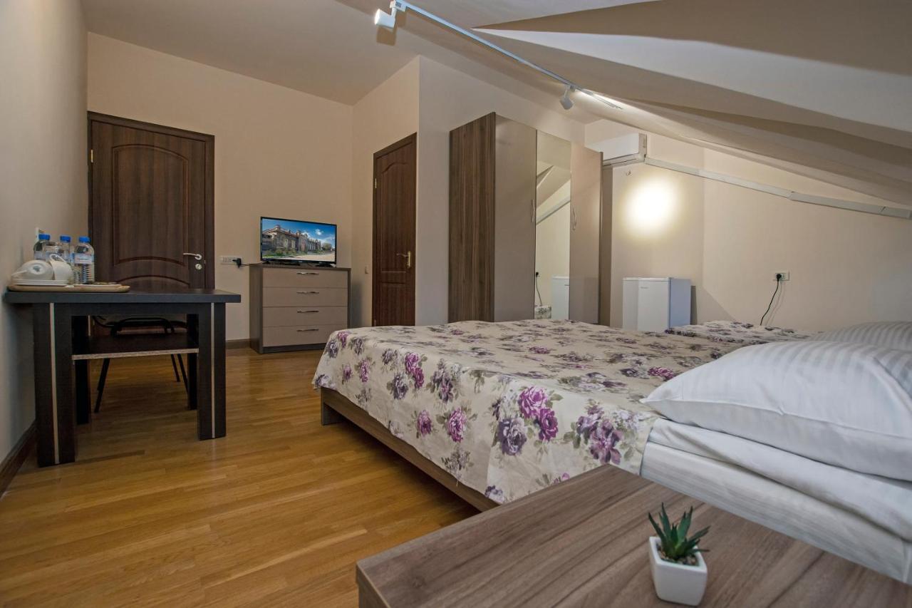 Standard Dreibettzimmer