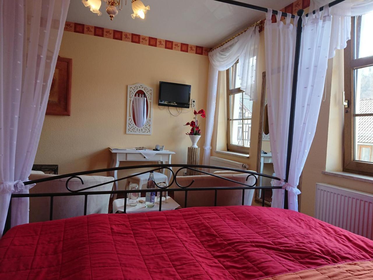 Großes Doppelzimmer