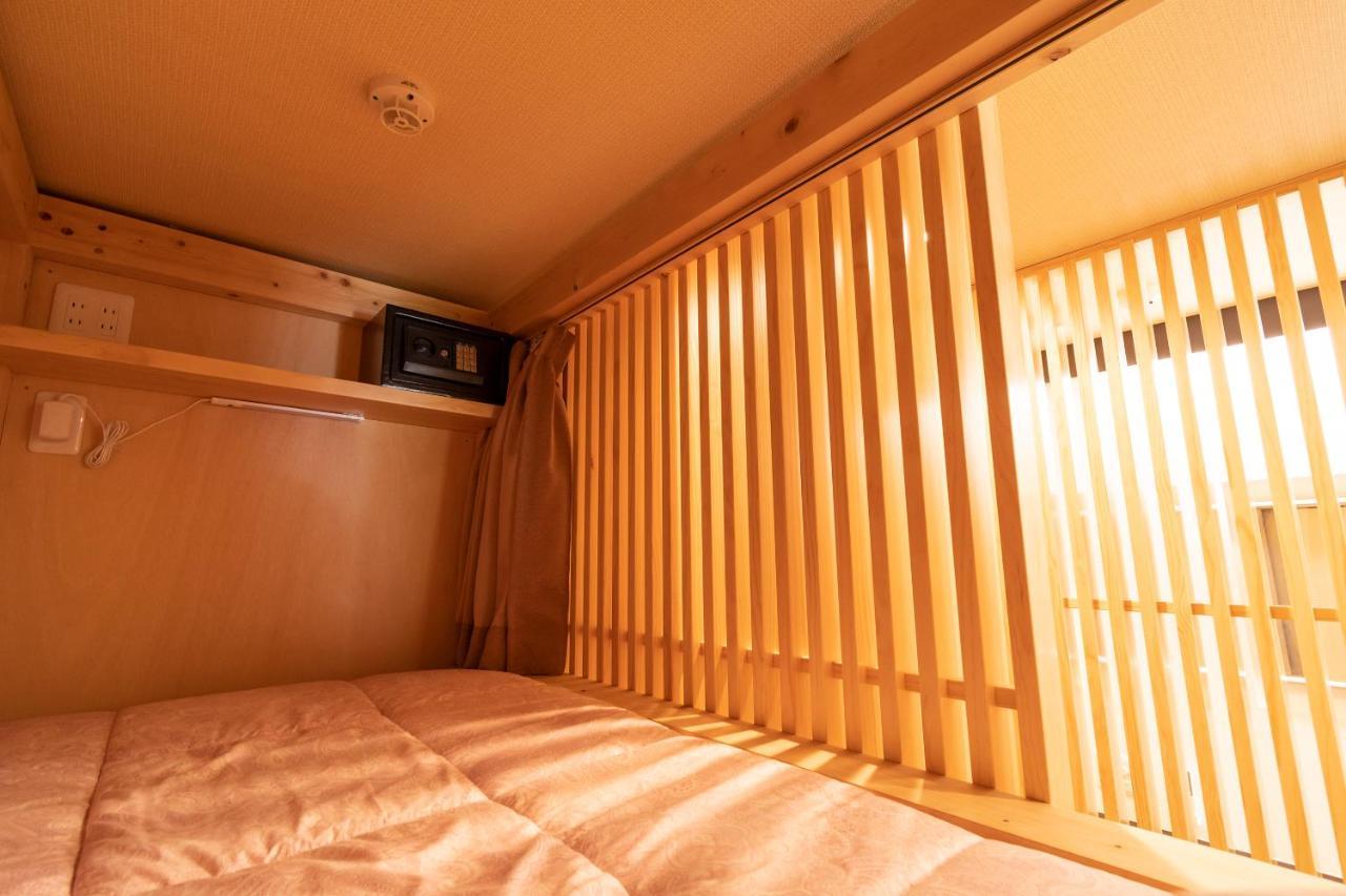 Bunk Bed in Mixed Dormitory Room with shared Bathroom - Non-Smoking