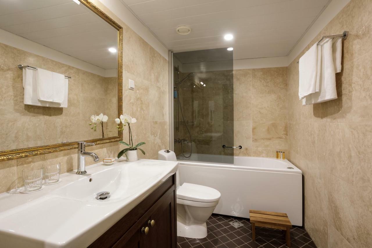 Habitación Doble ZEN con bañera de hidromasaje - 1 o 2 camas