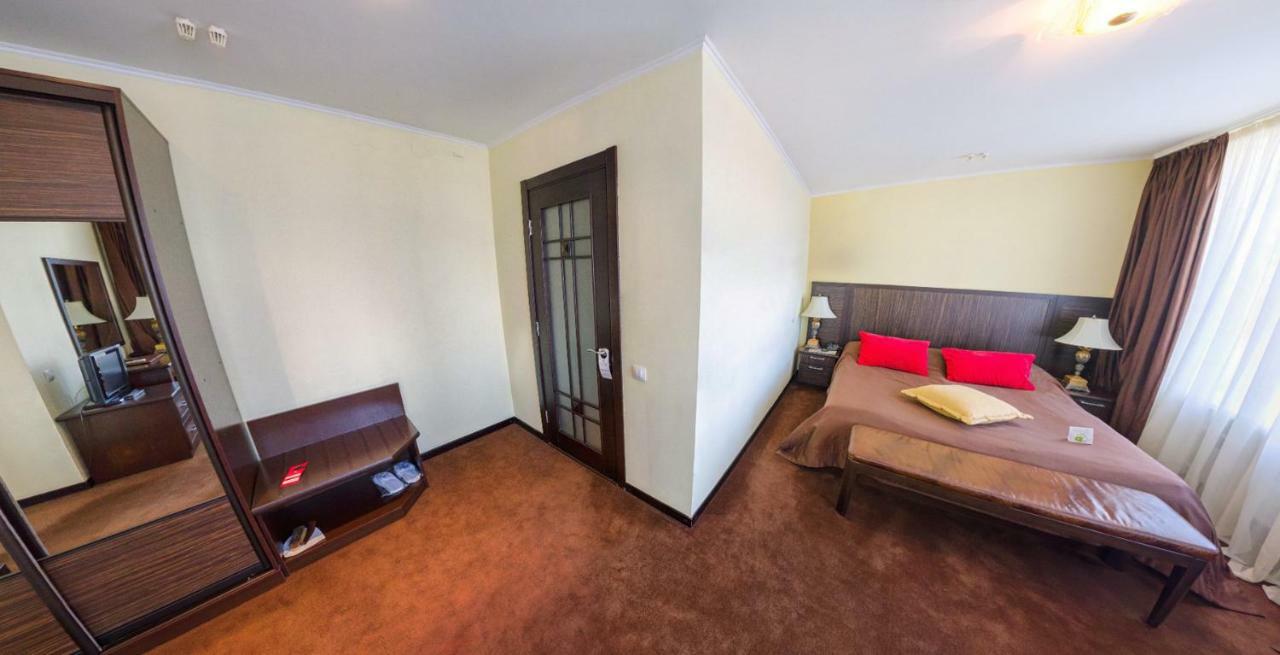 Premium Suite