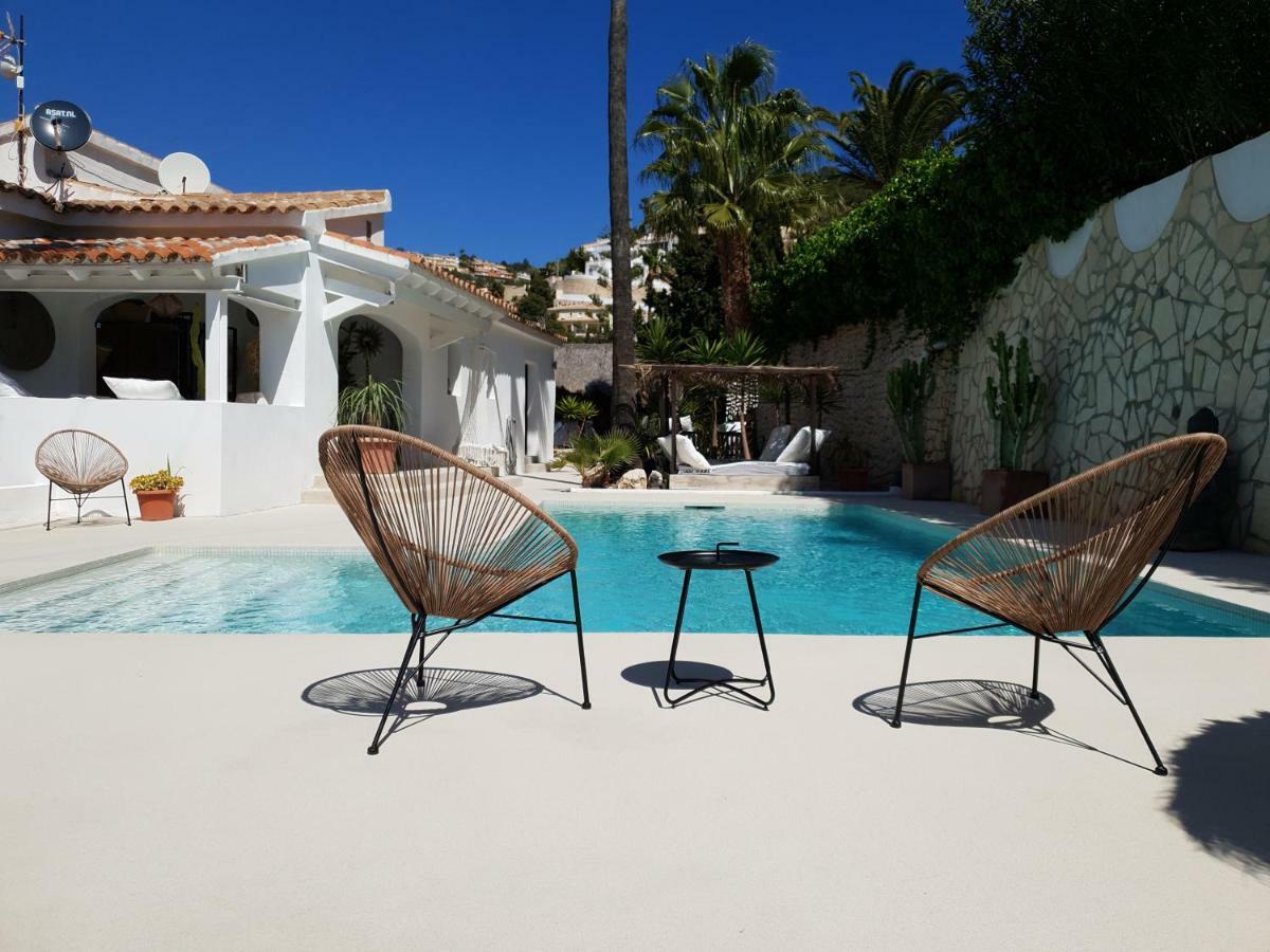 Habitación Doble con vistas a la piscina