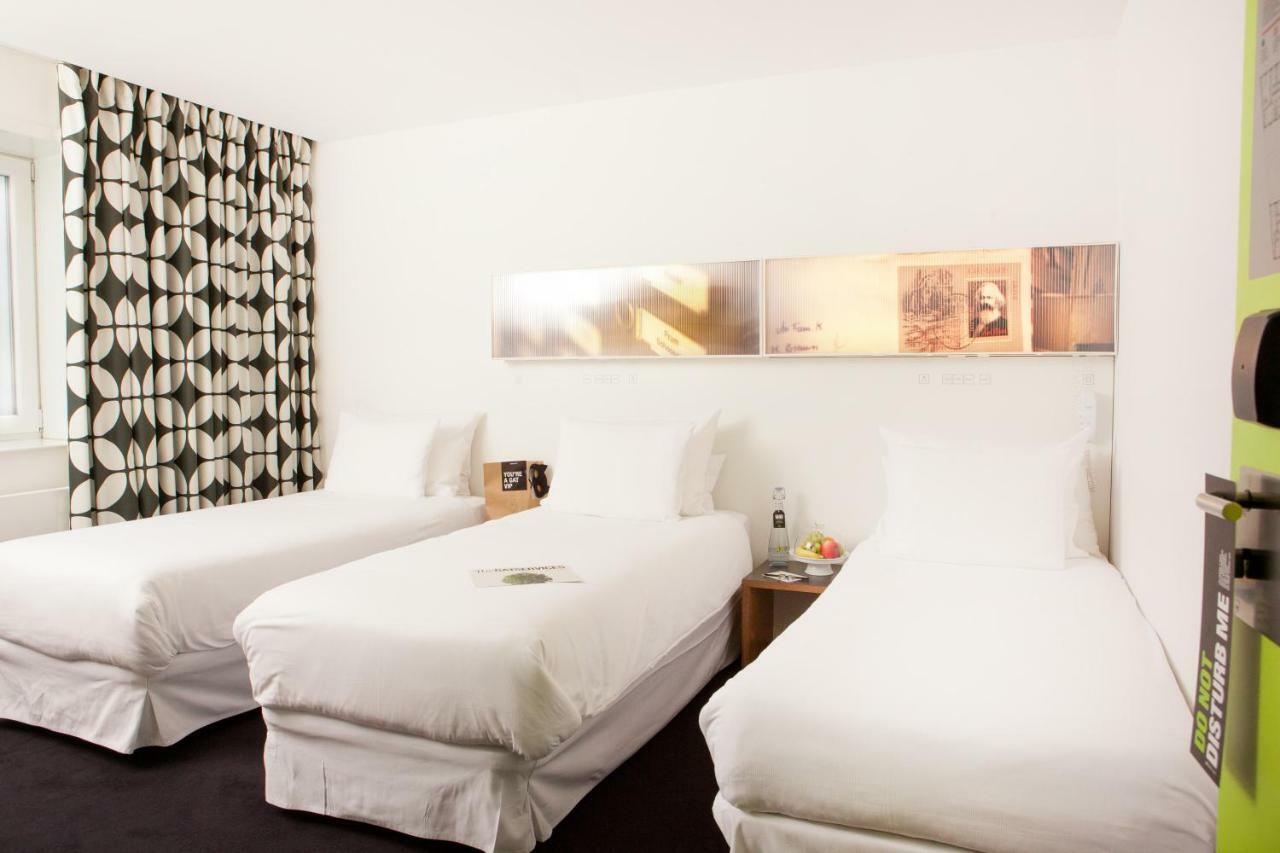 Dreibettzimmer