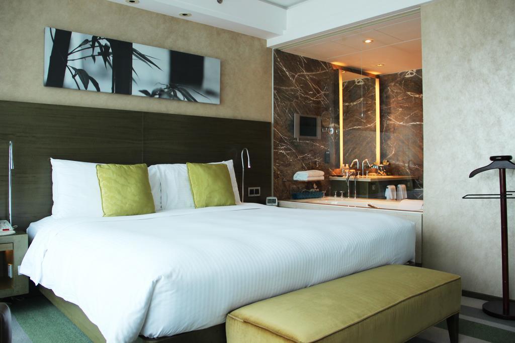 Standard Zimmer mit Kingsize-Bett