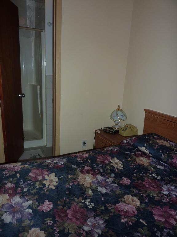Quarto Standard com 1 Cama de Casal