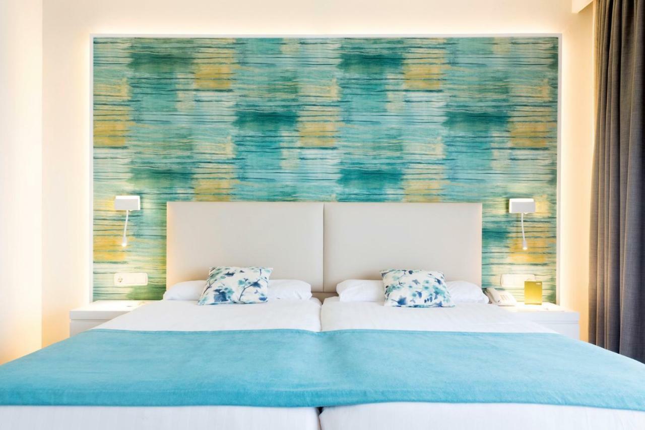 Quarto Duplo com Varanda e Vista Mar