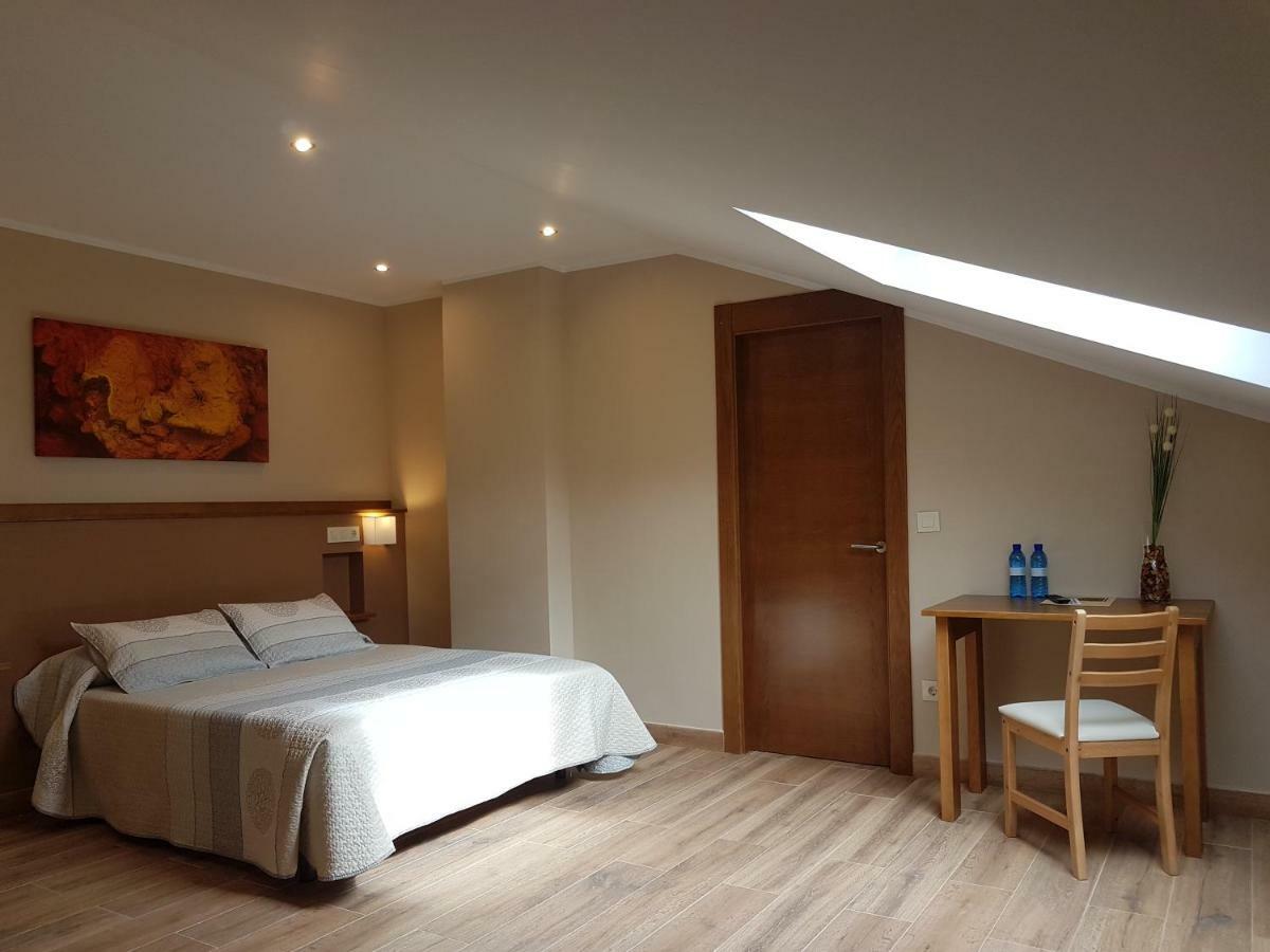 Triple Room,790062312:JPEG