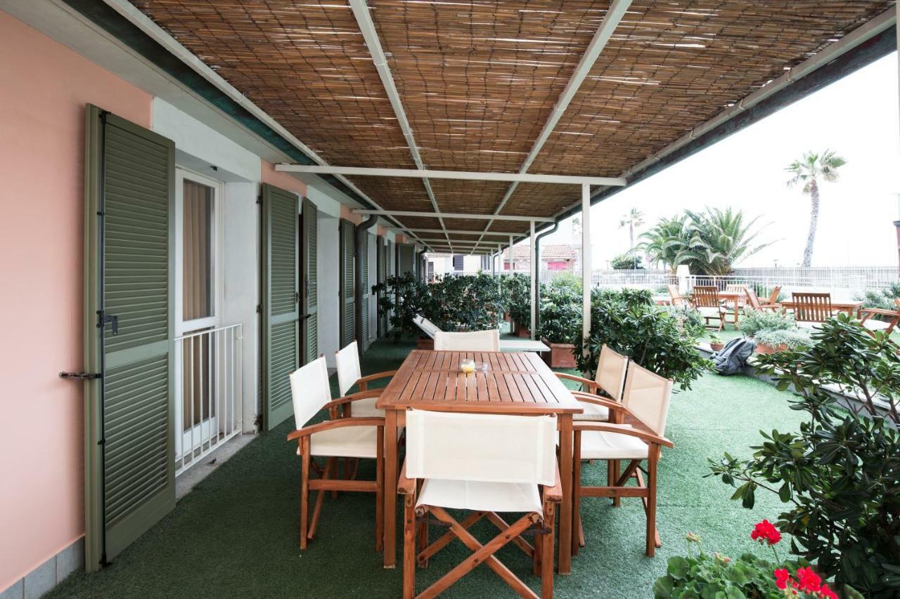 Appartamento con 2 Camere da Letto e Vista Giardino