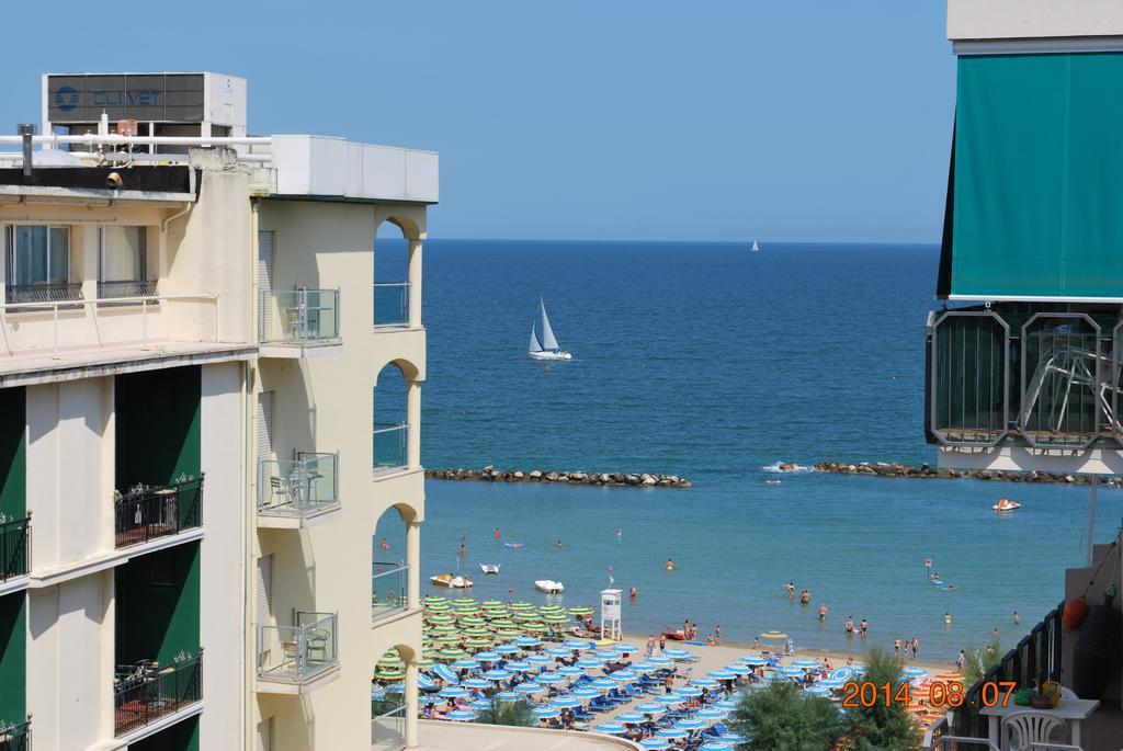 Camera Matrimoniale con Vista Mare