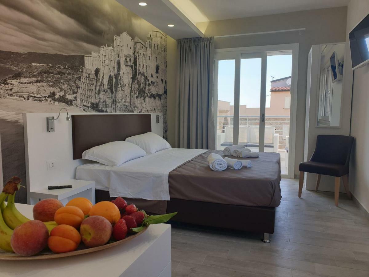 Quarto Duplo com Terraço
