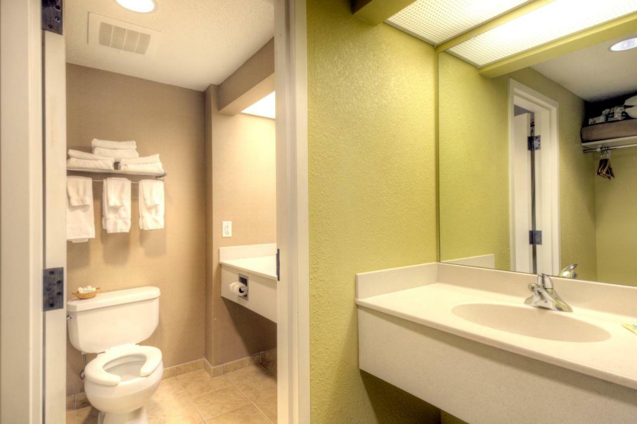 King Room with Balcony