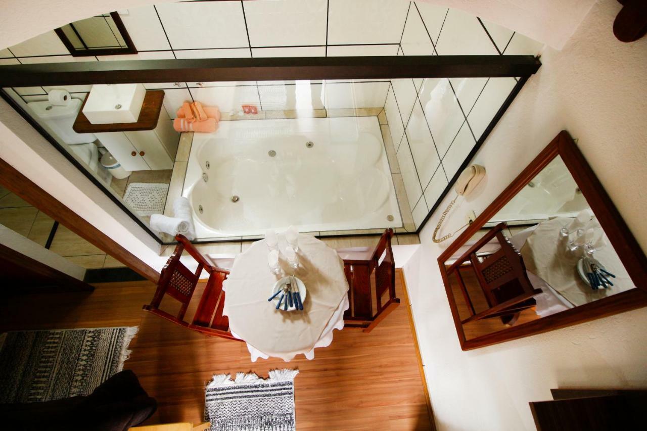 Deluxe Chalet with Spa Bath,798824328:JPEG
